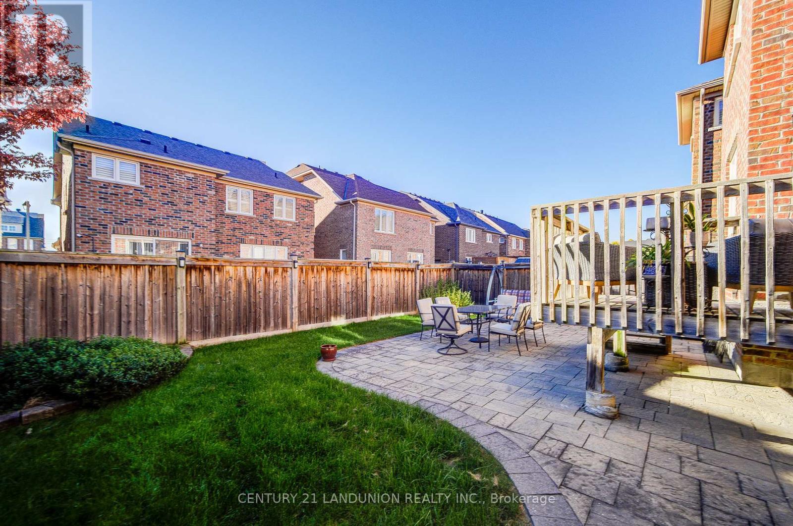 60 James Joyce Drive, Markham, Ontario  L6C 0N7 - Photo 50 - N12468454