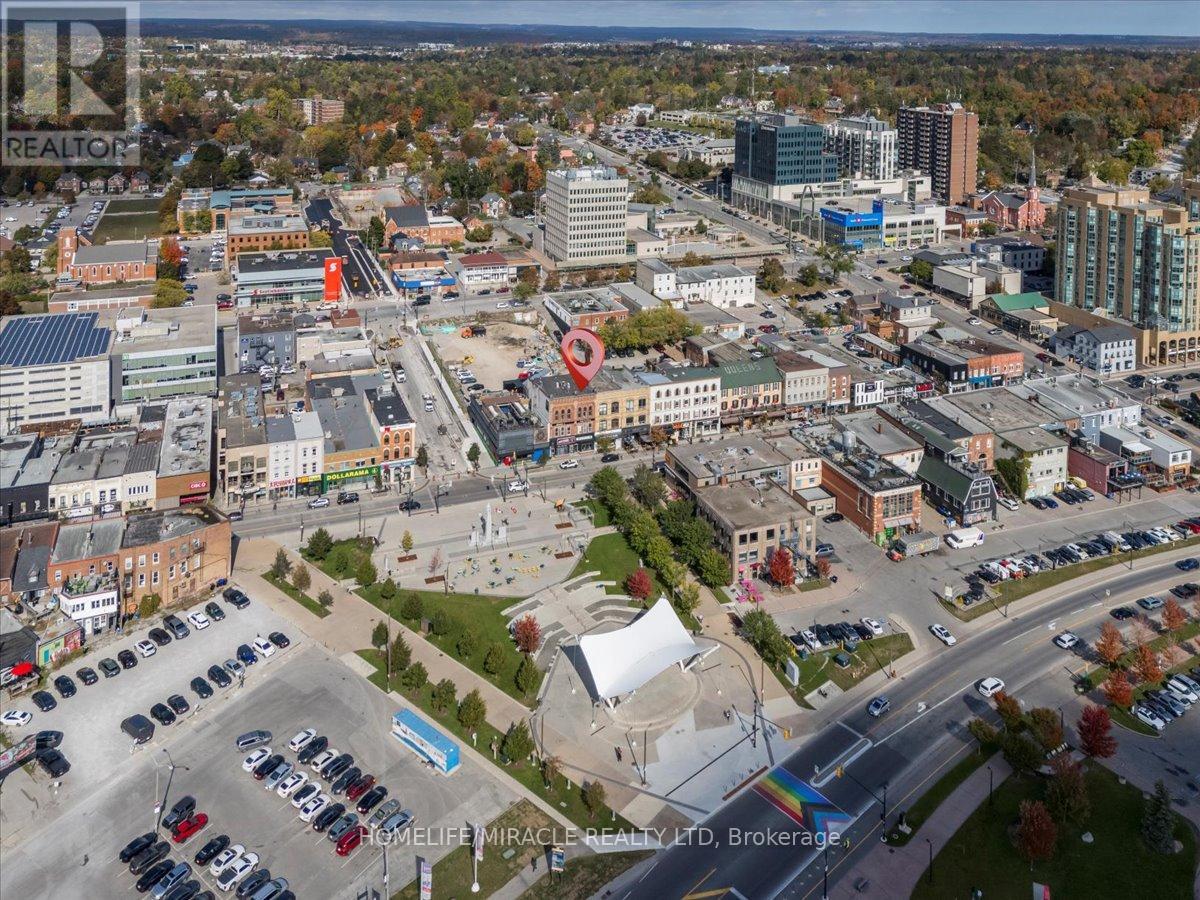 74 Dunlop Street E, Barrie, Ontario  L4M 1A4 - Photo 13 - S12468437