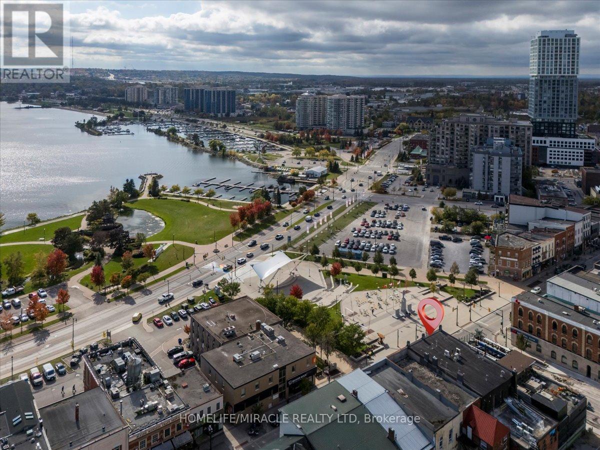 74 Dunlop Street E, Barrie, Ontario  L4M 1A4 - Photo 15 - S12468437