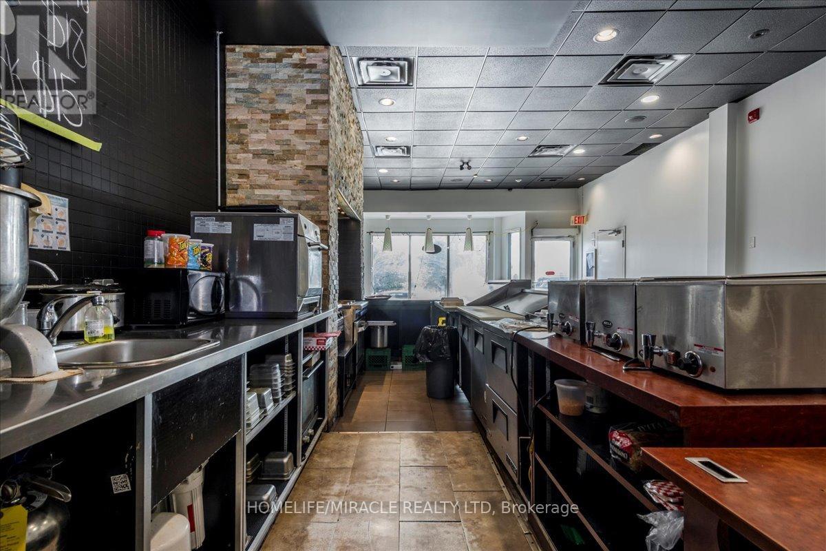 74 Dunlop Street E, Barrie, Ontario  L4M 1A4 - Photo 8 - S12468437