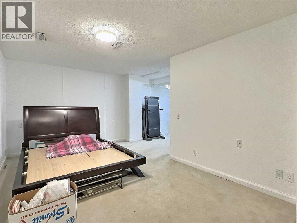 5625 Templehill Road Ne, Calgary, Alberta  T1Y 4C1 - Photo 31 - A2241478