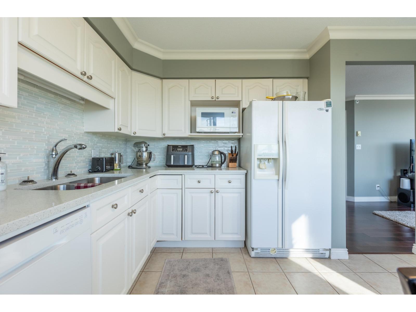 801 3190 Gladwin Road, Abbotsford, British Columbia  V2T 5T2 - Photo 17 - R3059053