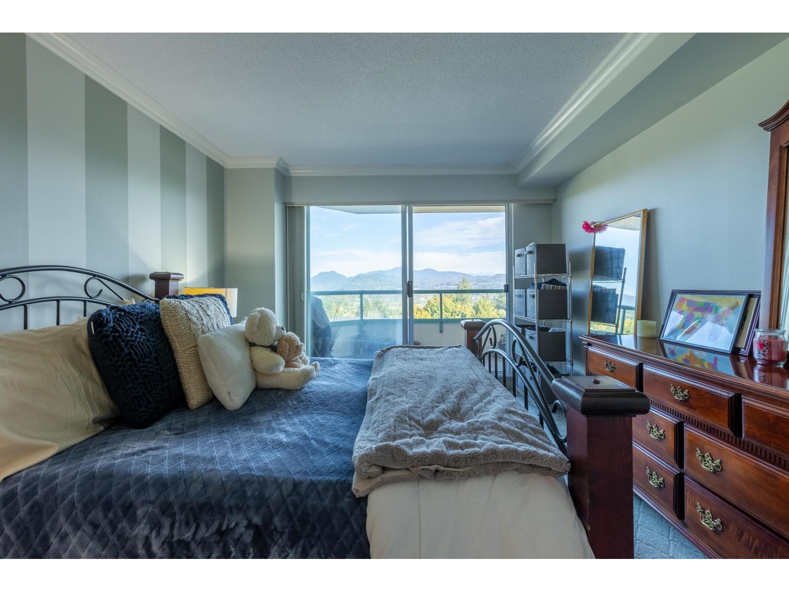 801 3190 Gladwin Road, Abbotsford, British Columbia  V2T 5T2 - Photo 3 - R3059053