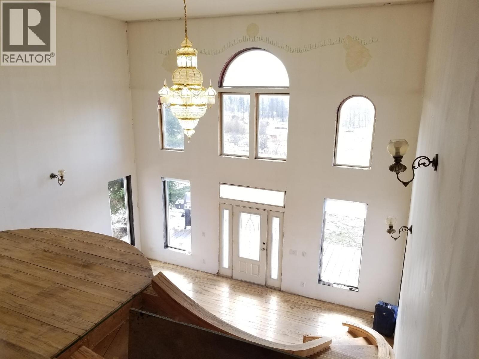 5885 Tranquille Criss Creek Road, Kamloops, British Columbia  V2B 8B6 - Photo 11 - 10365350