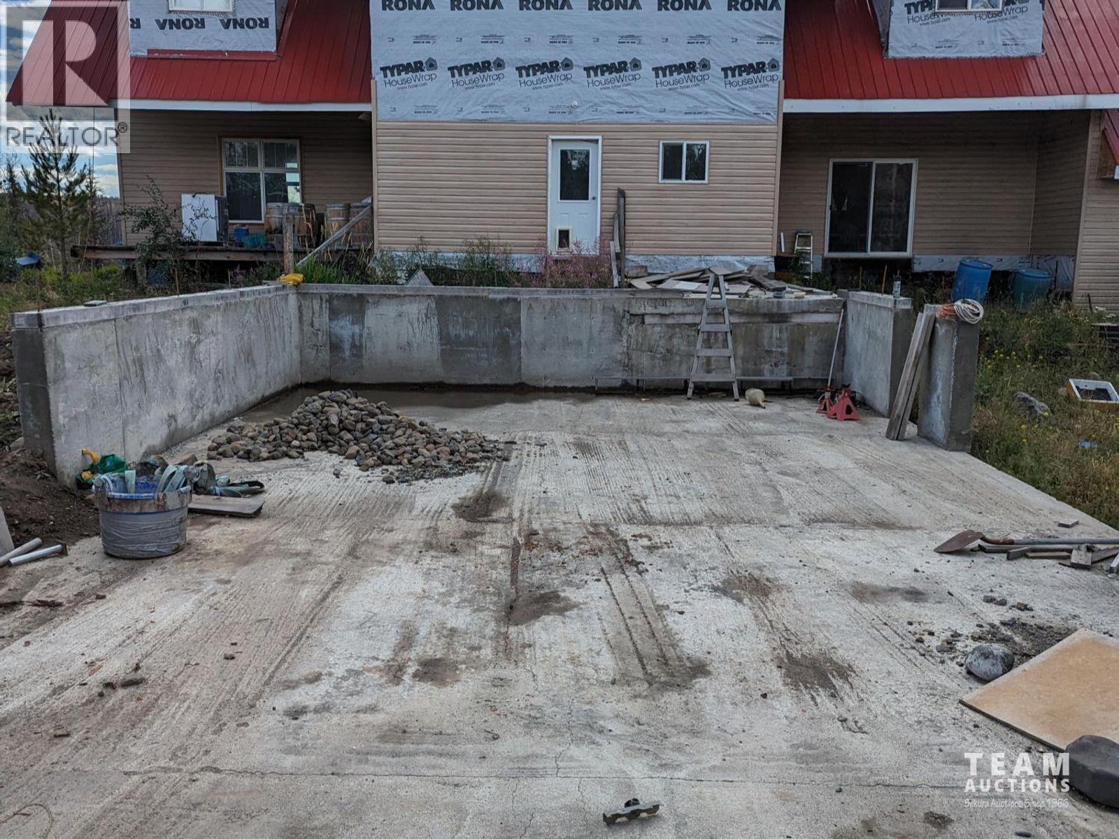 5885 Tranquille Criss Creek Road, Kamloops, British Columbia  V2B 8B6 - Photo 31 - 10365350