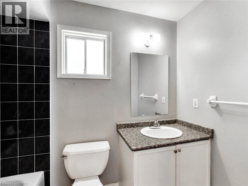 15 Carabram Court, Brampton, Ontario  L6M 4M2 - Photo 8 - 40769374