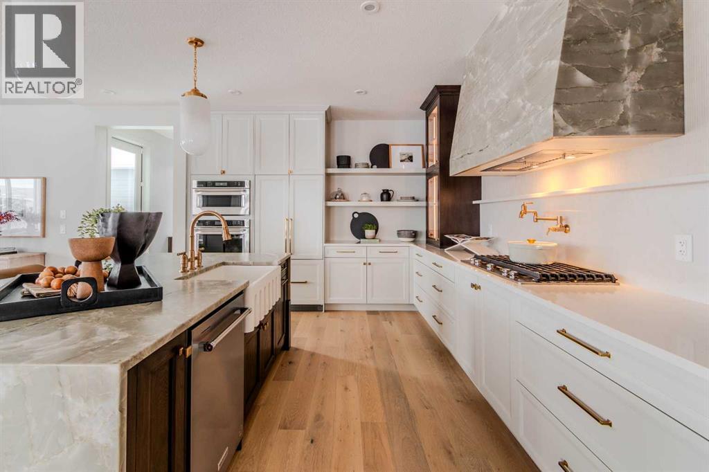 229 Rowmont Drive Nw, Calgary, Alberta  T3L 0J3 - Photo 6 - A2248715