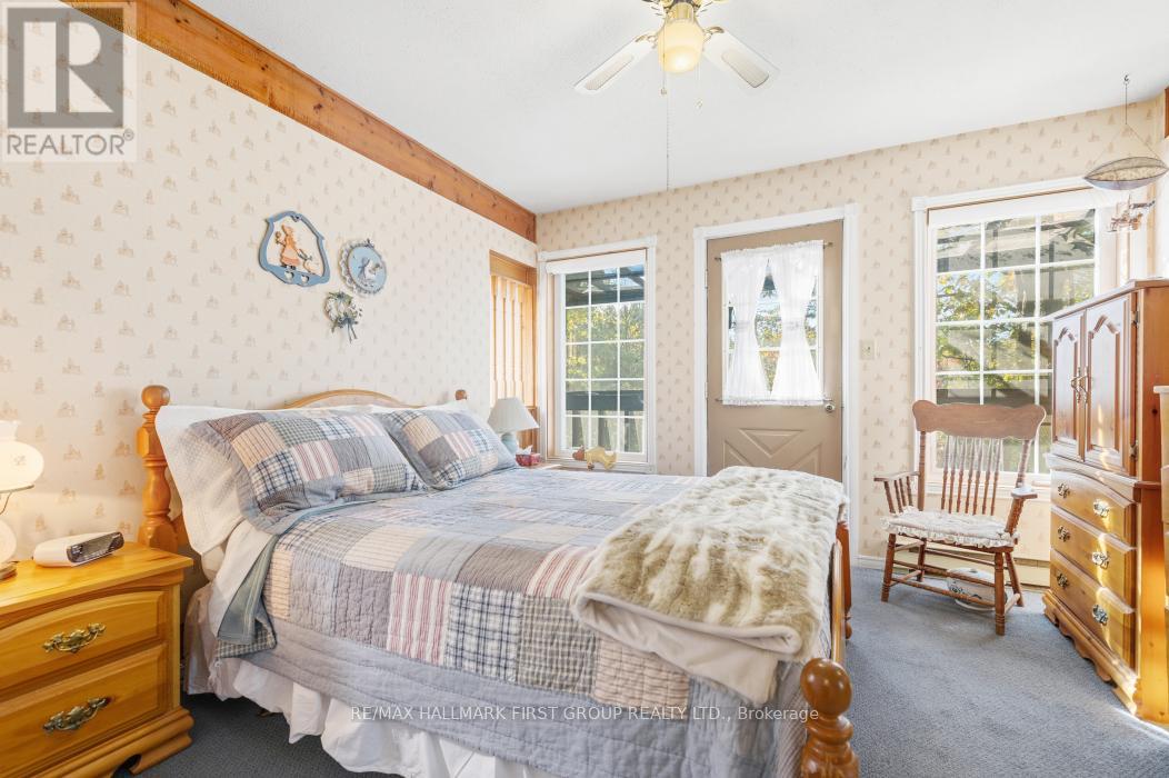 74 Cottage Lane, Tweed (Elzevir (Twp)), Ontario  K0K 3J0 - Photo 34 - X12468553