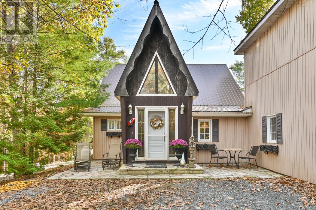 74 Cottage Lane, Tweed (Elzevir (Twp)), Ontario  K0K 3J0 - Photo 7 - X12468553