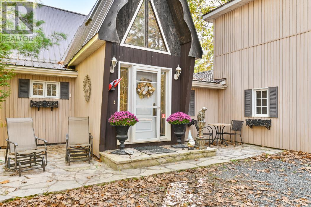 74 Cottage Lane, Tweed (Elzevir (Twp)), Ontario  K0K 3J0 - Photo 8 - X12468553