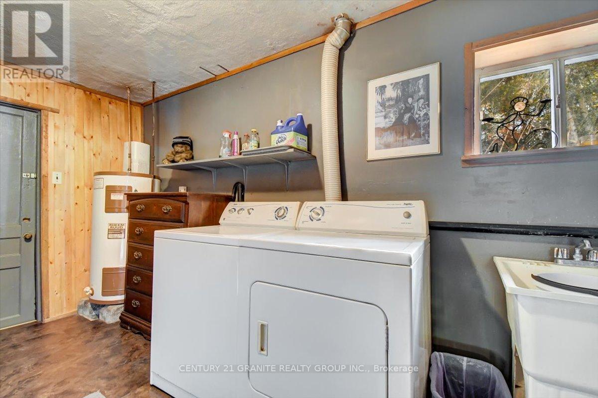 482 Old L'amable Road, Bancroft, Ontario  K0L 1C0 - Photo 16 - X12468588