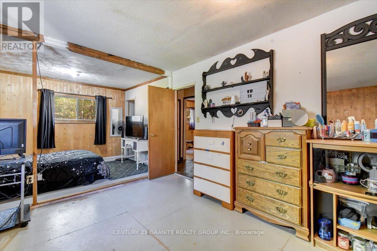 482 Old L'amable Road, Bancroft, Ontario  K0L 1C0 - Photo 18 - X12468588