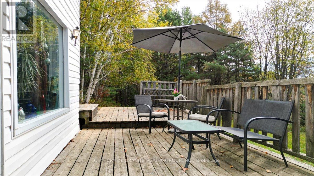 482 Old L'amable Road, Bancroft, Ontario  K0L 1C0 - Photo 38 - X12468588