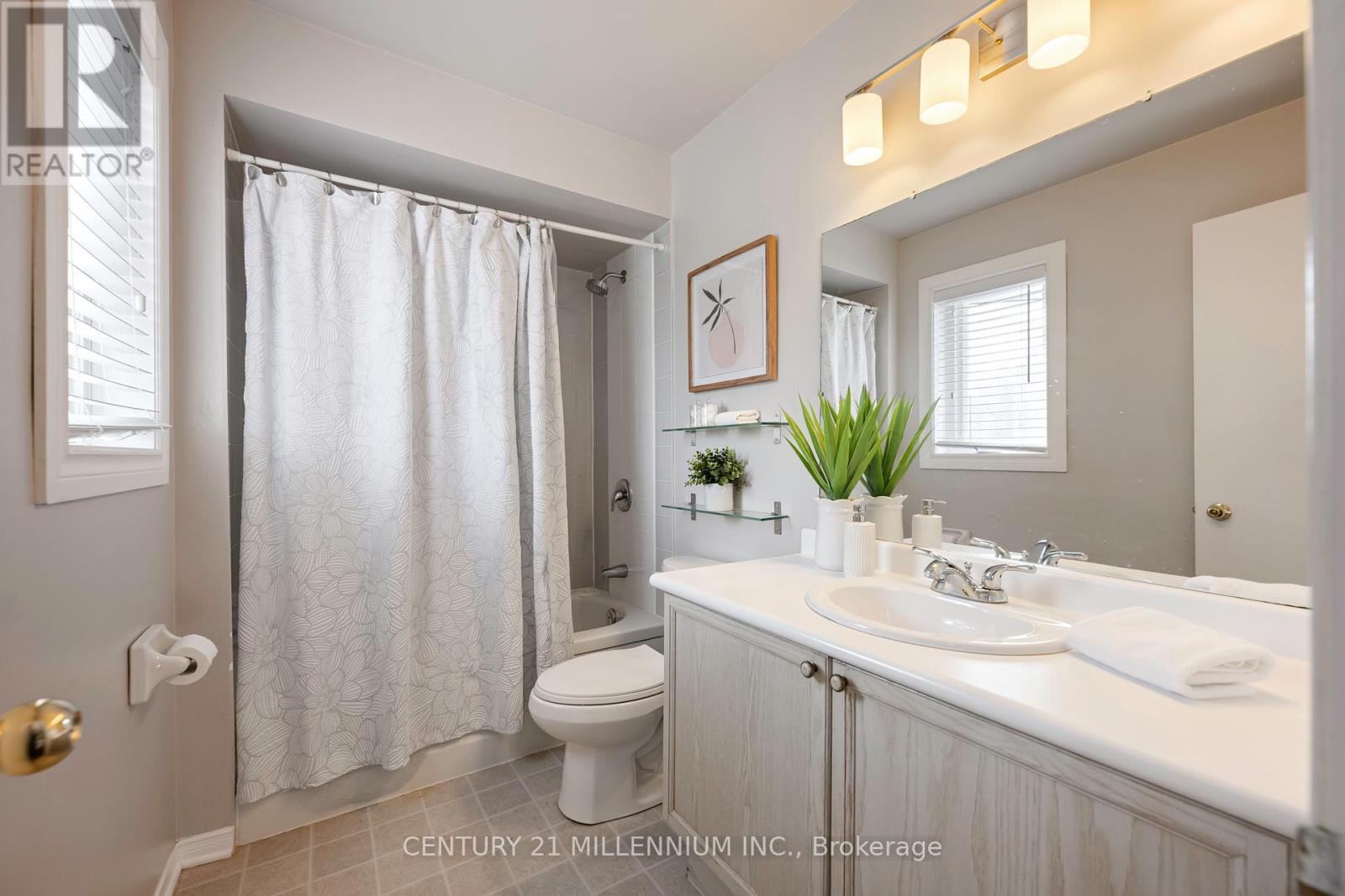 174 Lisa Marie Drive, Orangeville, Ontario  L9W 4P7 - Photo 14 - W12416339