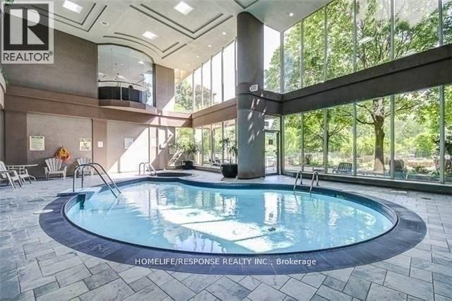 2005 - 50 Eglinton Avenue W, Mississauga, Ontario  L5R 3P5 - Photo 14 - W12468115
