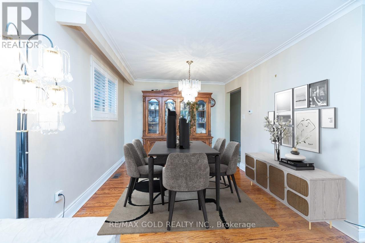 3196 Newbound Court, Mississauga, Ontario  L4T 1R9 - Photo 11 - W12468372