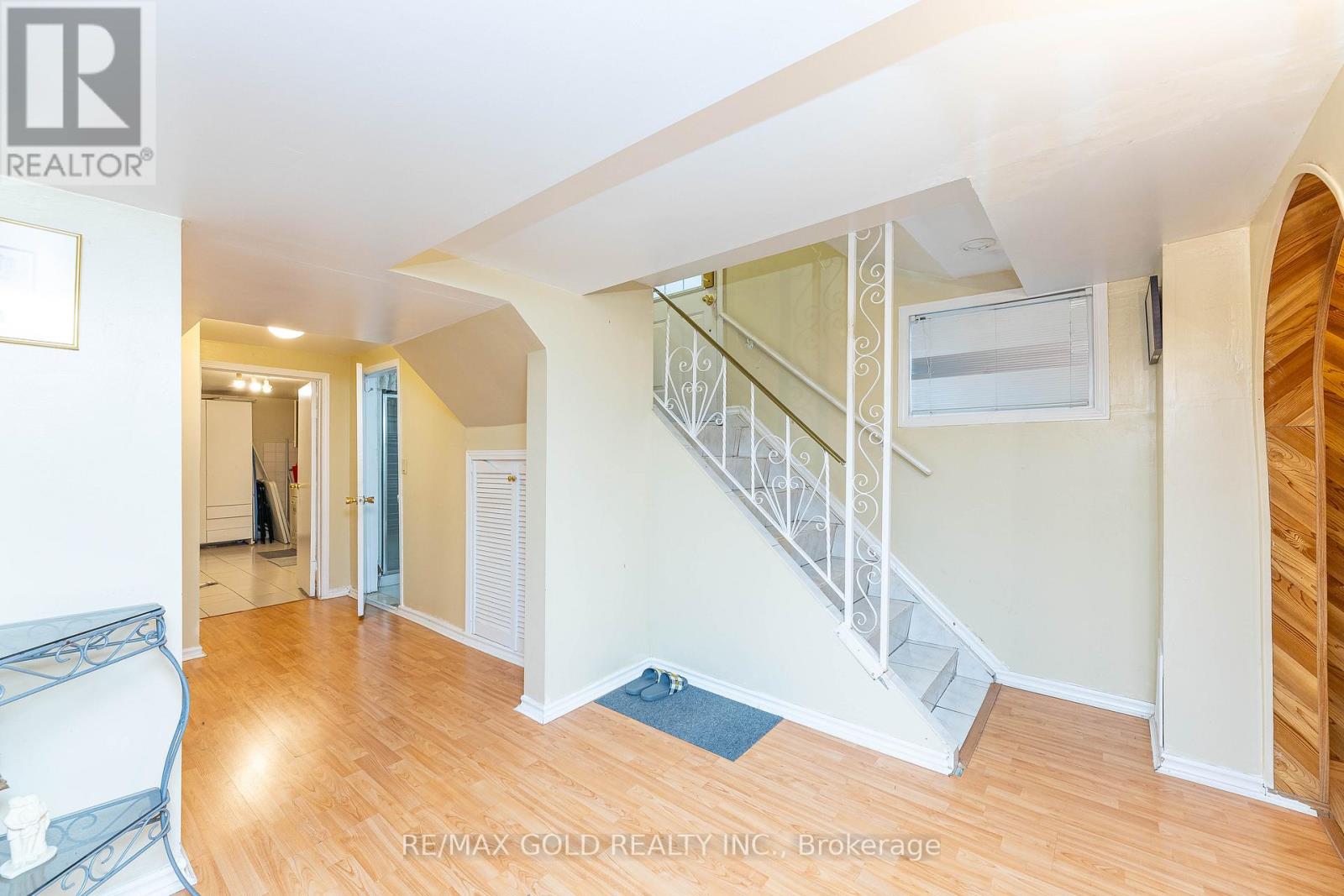3196 Newbound Court, Mississauga, Ontario  L4T 1R9 - Photo 21 - W12468372