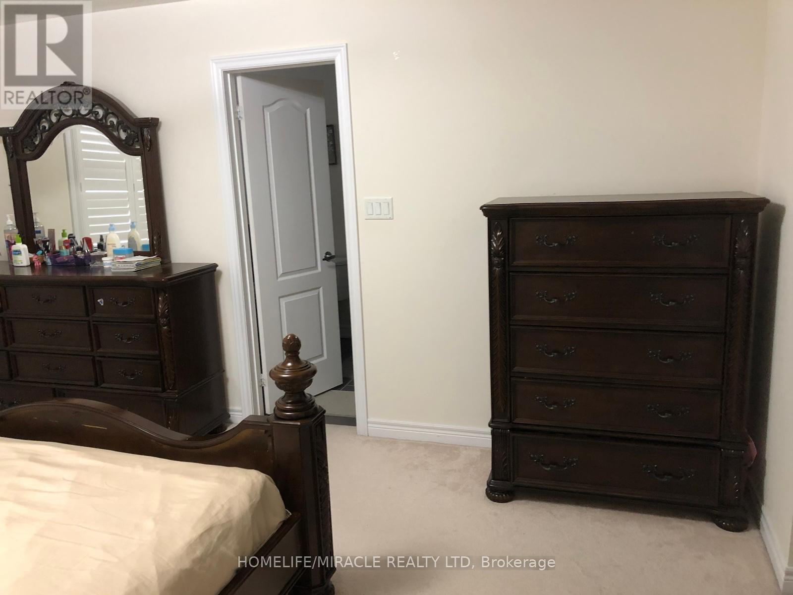31 Banbridge Crescent, Brampton, Ontario  L6X 5L9 - Photo 20 - W12468374