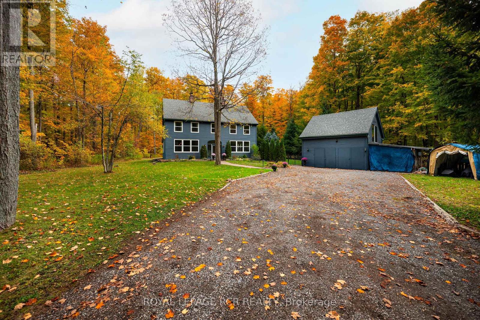 19211 Mountainview Road, Caledon, Ontario  L7K 2G6 - Photo 3 - W12468377