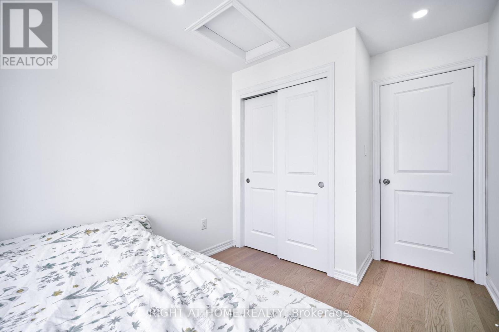 422 Belcourt Common, Oakville, Ontario  L6H 0R2 - Photo 25 - W12468393