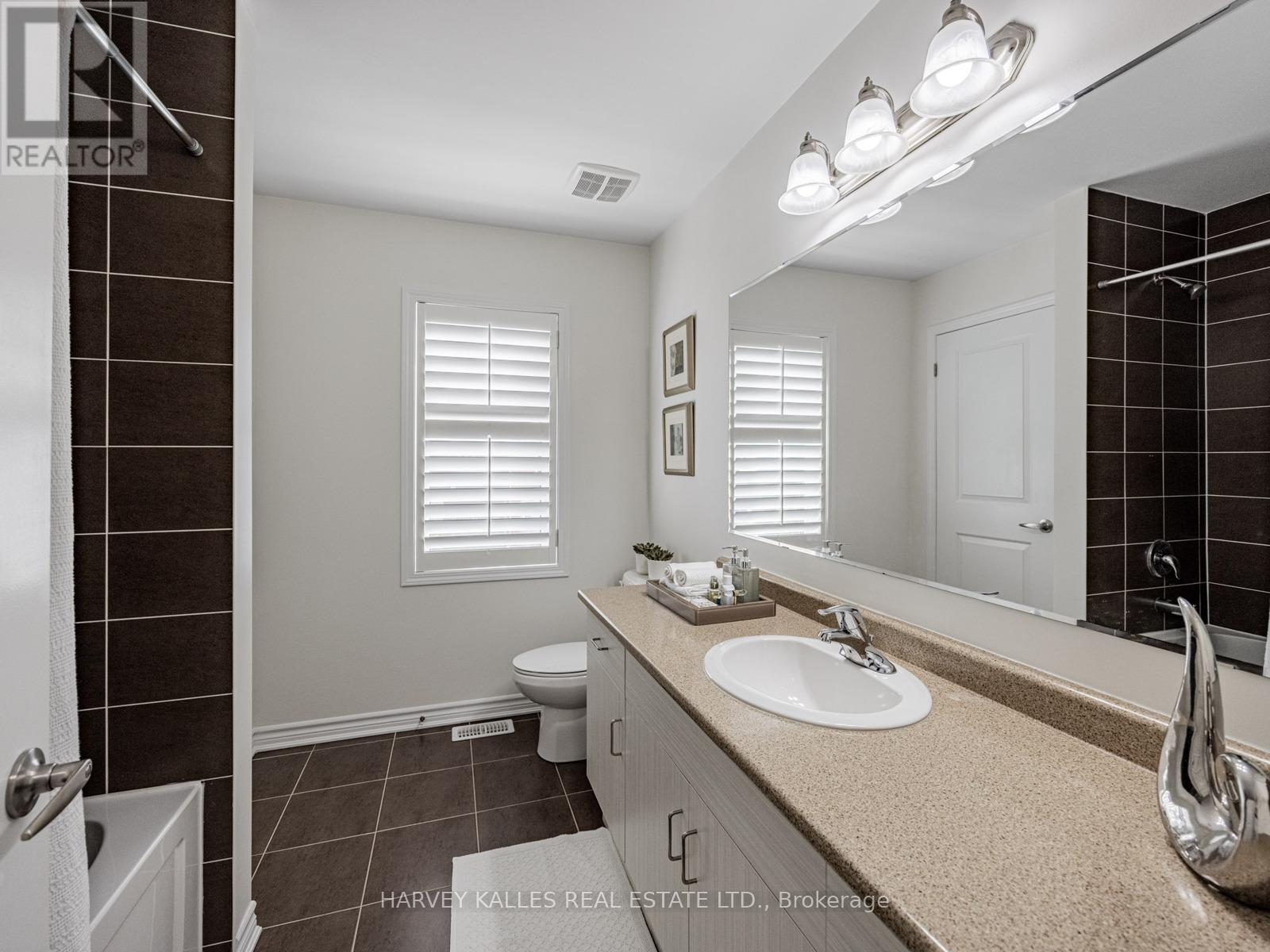 468 Yates Drive, Milton, Ontario  L9T 0M5 - Photo 24 - W12468394