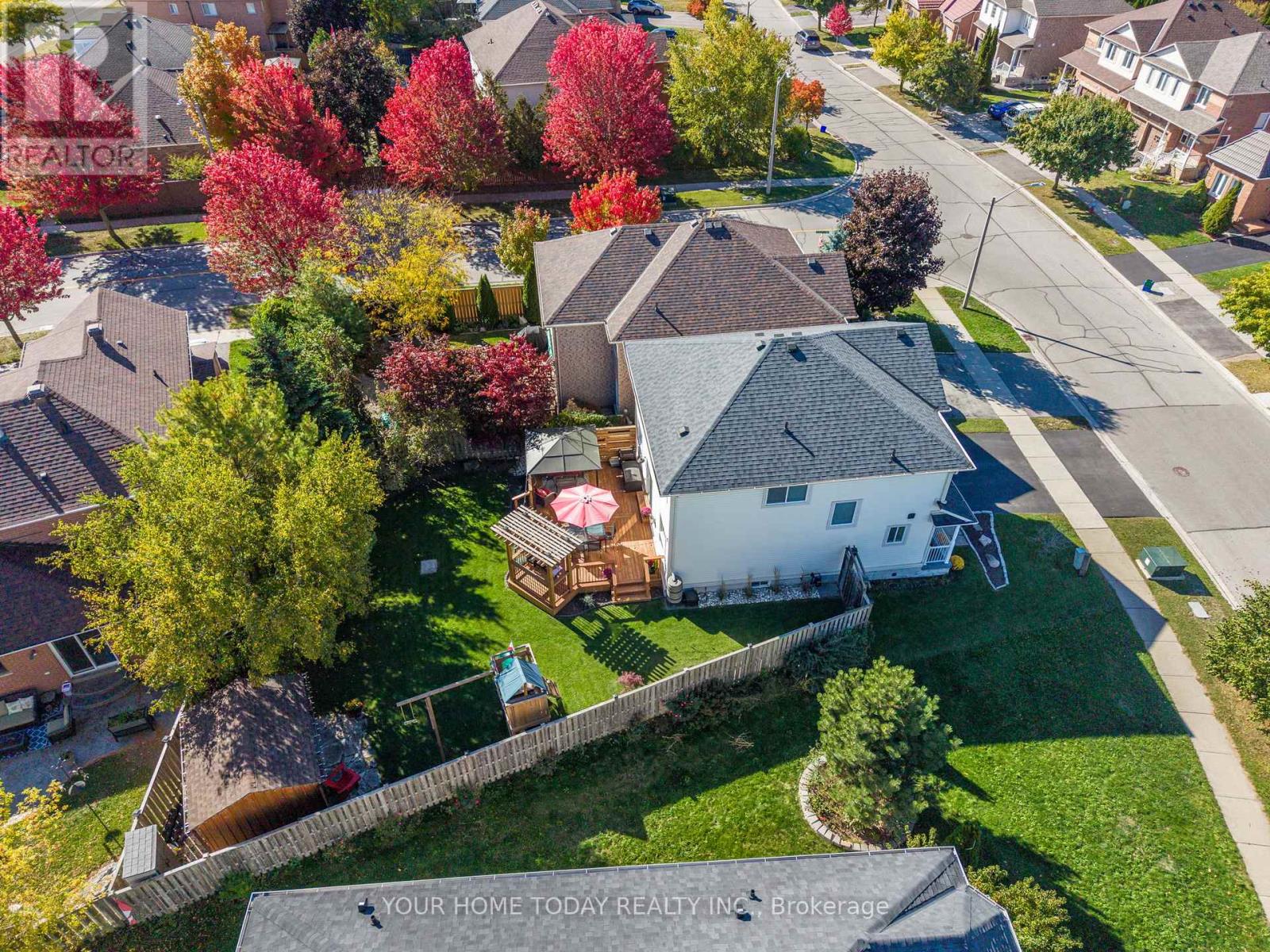 91 Mowat Crescent, Halton Hills, Ontario  L7G 6C8 - Photo 48 - W12468398