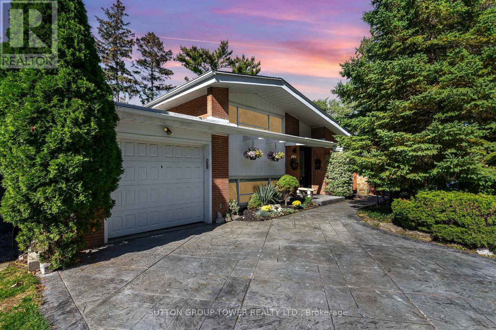 1037 LEILANI DRIVE, Mississauga, Ontario