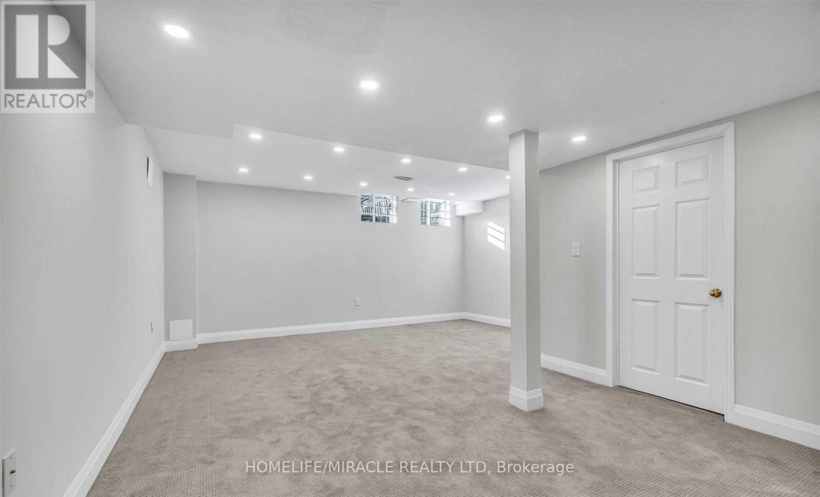 254 Wildgrass Road, Mississauga, Ontario  L5B 4G9 - Photo 26 - W12468432
