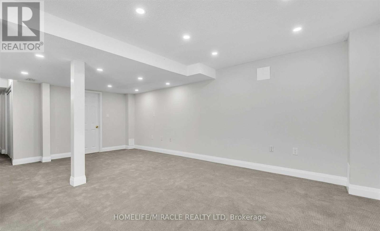 254 Wildgrass Road, Mississauga, Ontario  L5B 4G9 - Photo 28 - W12468432
