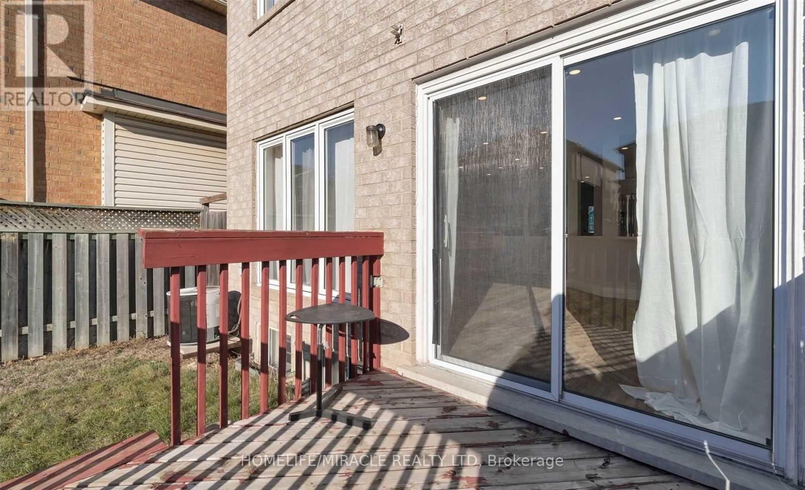 254 Wildgrass Road, Mississauga, Ontario  L5B 4G9 - Photo 32 - W12468432