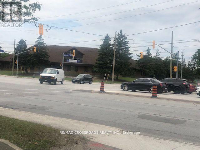 2100 Dundas Street E, Mississauga, Ontario  L4X 1L9 - Photo 5 - W12468438