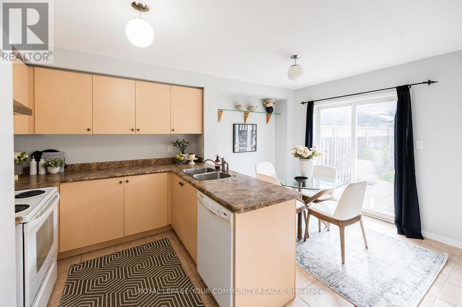 142 Blackthorn Drive, Vaughan, Ontario  L6A 3N2 - Photo 18 - N12467644