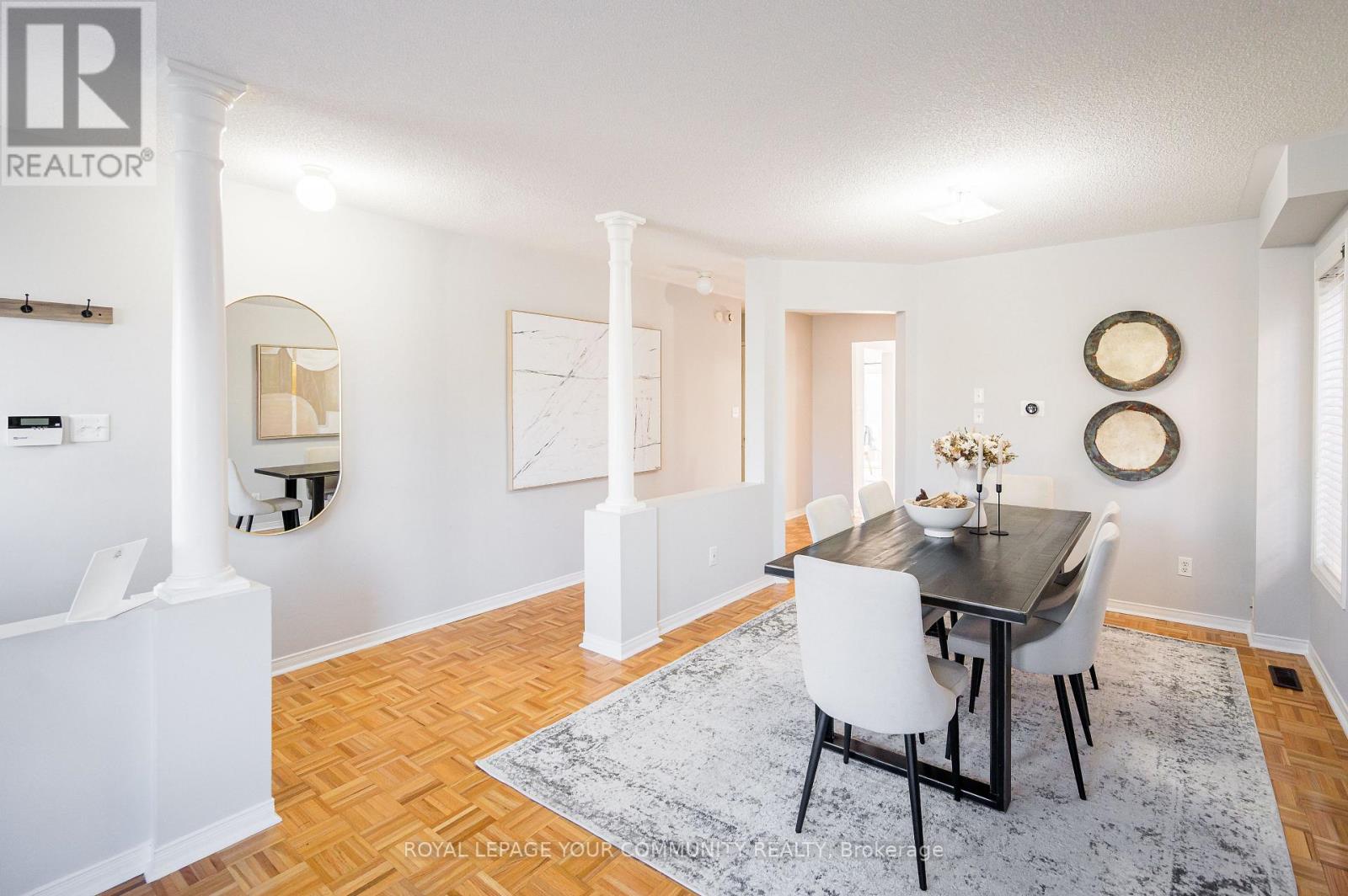 142 Blackthorn Drive, Vaughan, Ontario  L6A 3N2 - Photo 4 - N12467644