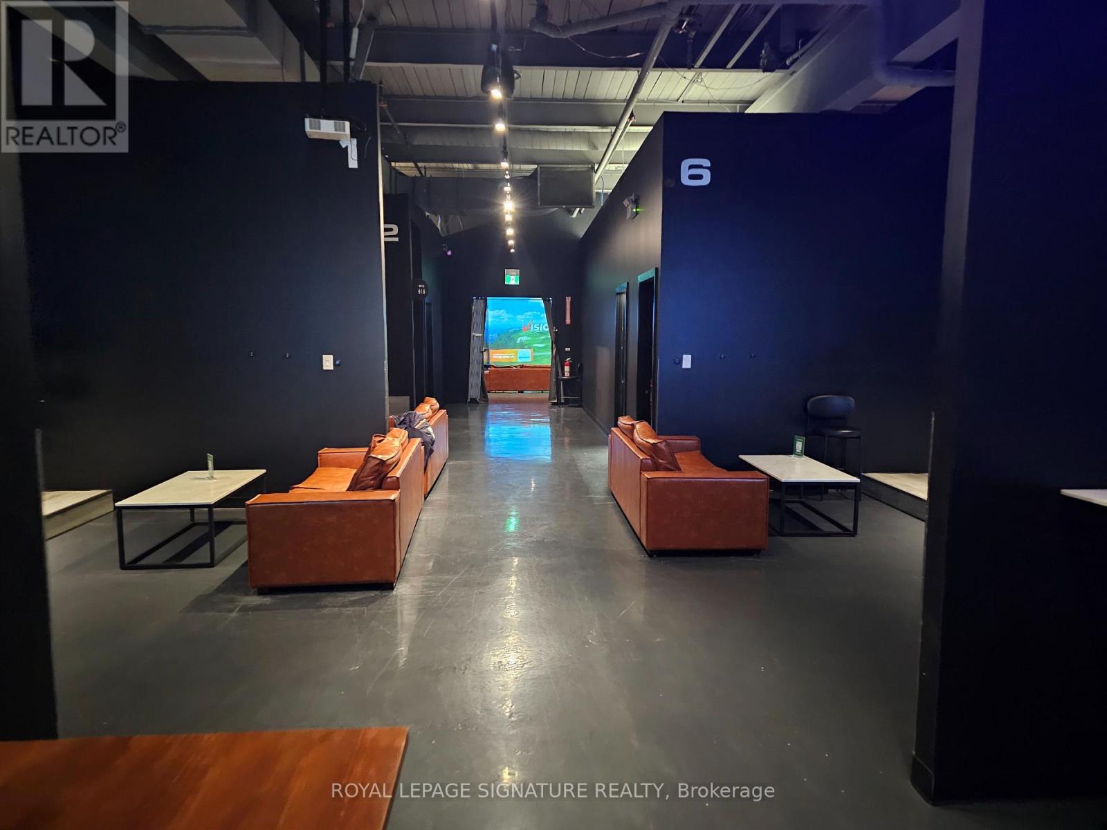 1200 - 700 Kipling Avenue, Toronto, Ontario  M8Z 5G3 - Photo 4 - W12468169