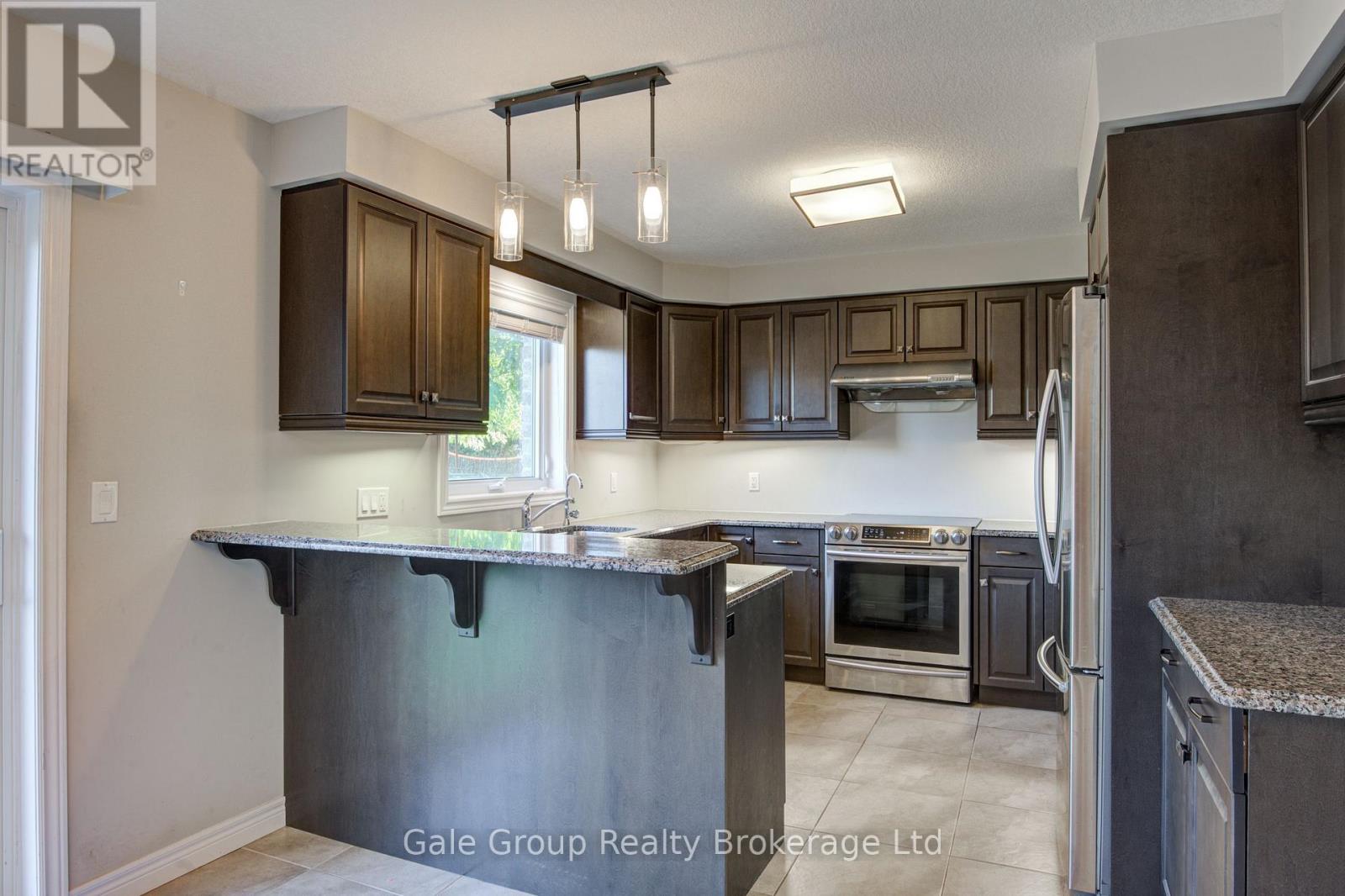 722 Normandy Drive, Woodstock, Ontario  N4T 0C5 - Photo 14 - X12468518