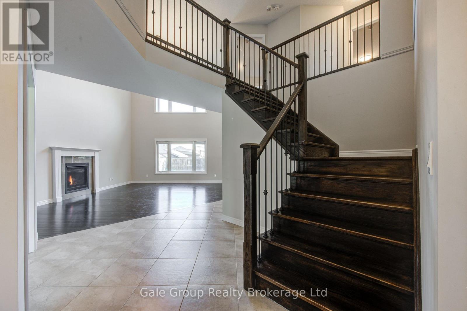 722 Normandy Drive, Woodstock, Ontario  N4T 0C5 - Photo 5 - X12468518