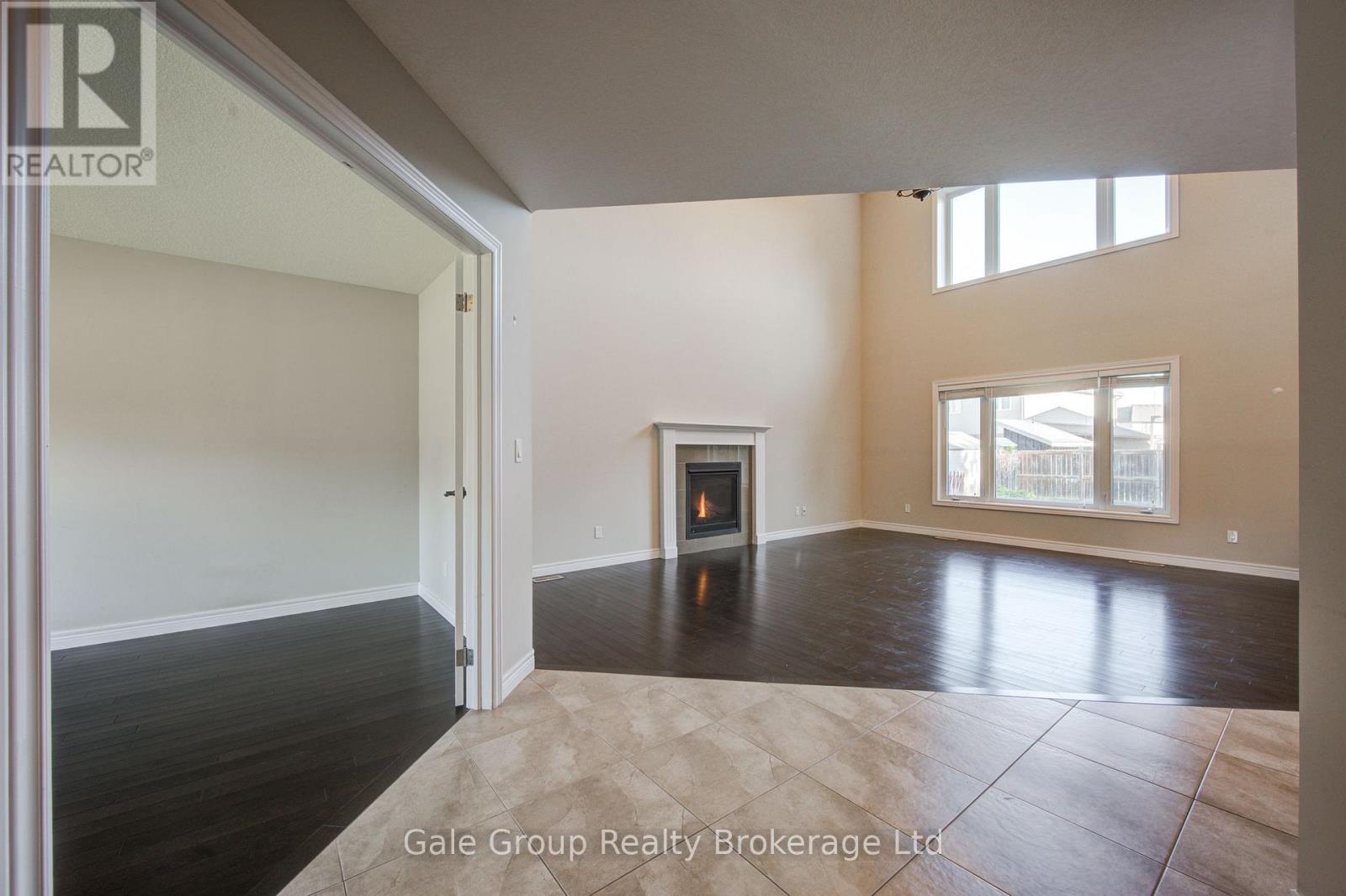 722 Normandy Drive, Woodstock, Ontario  N4T 0C5 - Photo 6 - X12468518