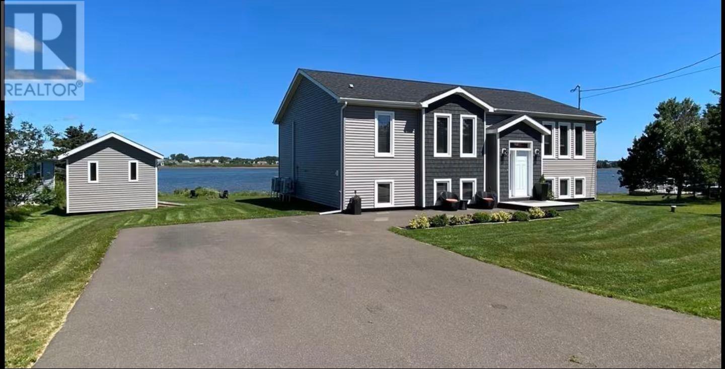 40 Bayside Road, Summerside, Prince Edward Island  C1N 4J9 - Photo 2 - 202526099