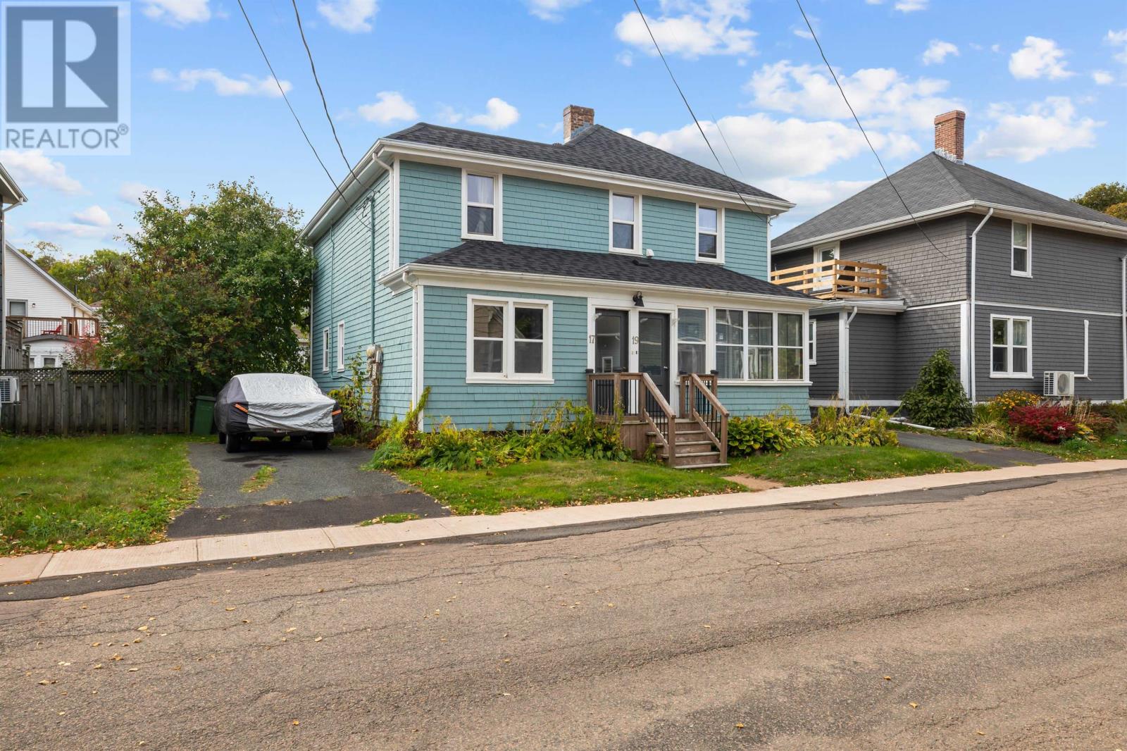 17 & 19 Felling Street, Charlottetown, Prince Edward Island  C1A 5E8 - Photo 3 - 202526096