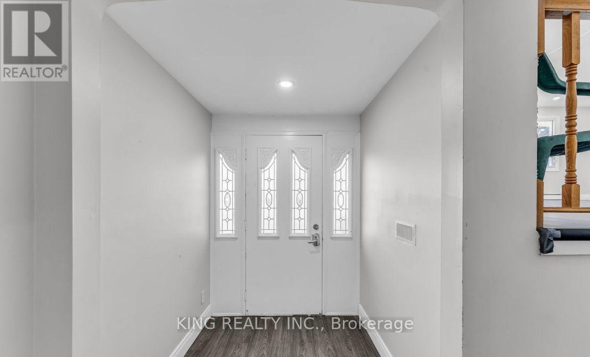 Property at 290 LINCOLN ROAD image 3
