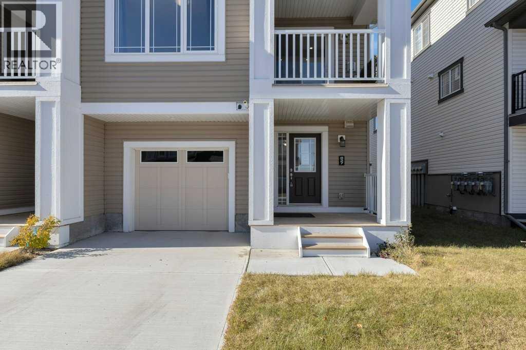 827 Windbury Street Sw, Airdrie, Alberta  T4B 3T1 - Photo 4 - A2265002