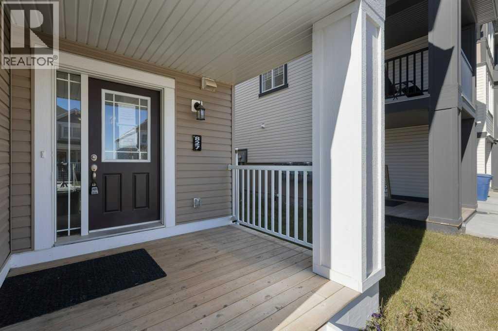 827 Windbury Street Sw, Airdrie, Alberta  T4B 3T1 - Photo 5 - A2265002