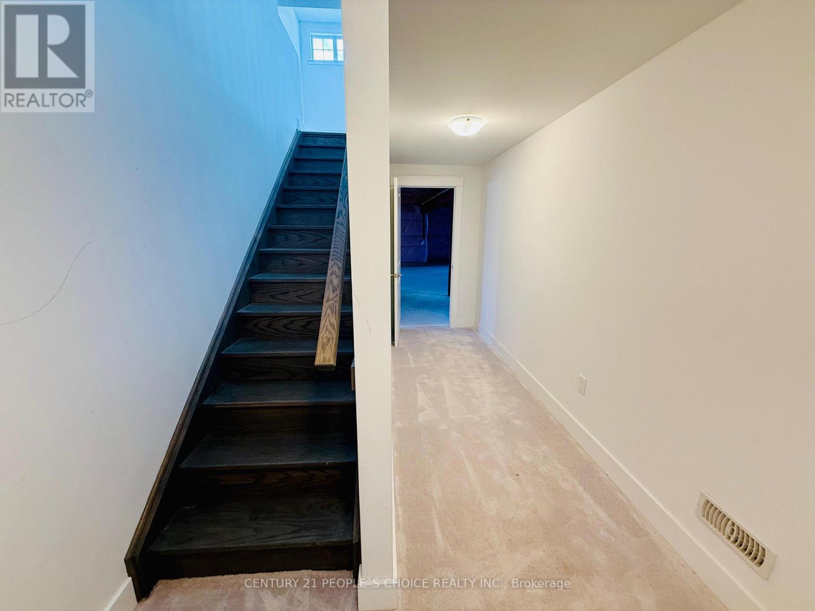 266 Snowberry Lane, Georgian Bluffs, Ontario  N0H 1S0 - Photo 35 - X12468381