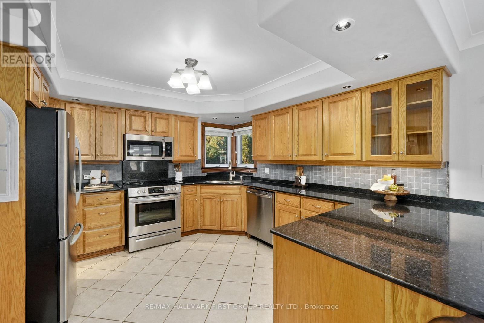 282 Lakeshore Road, Alnwick/haldimand, Ontario  K9A 4J8 - Photo 15 - X12468428