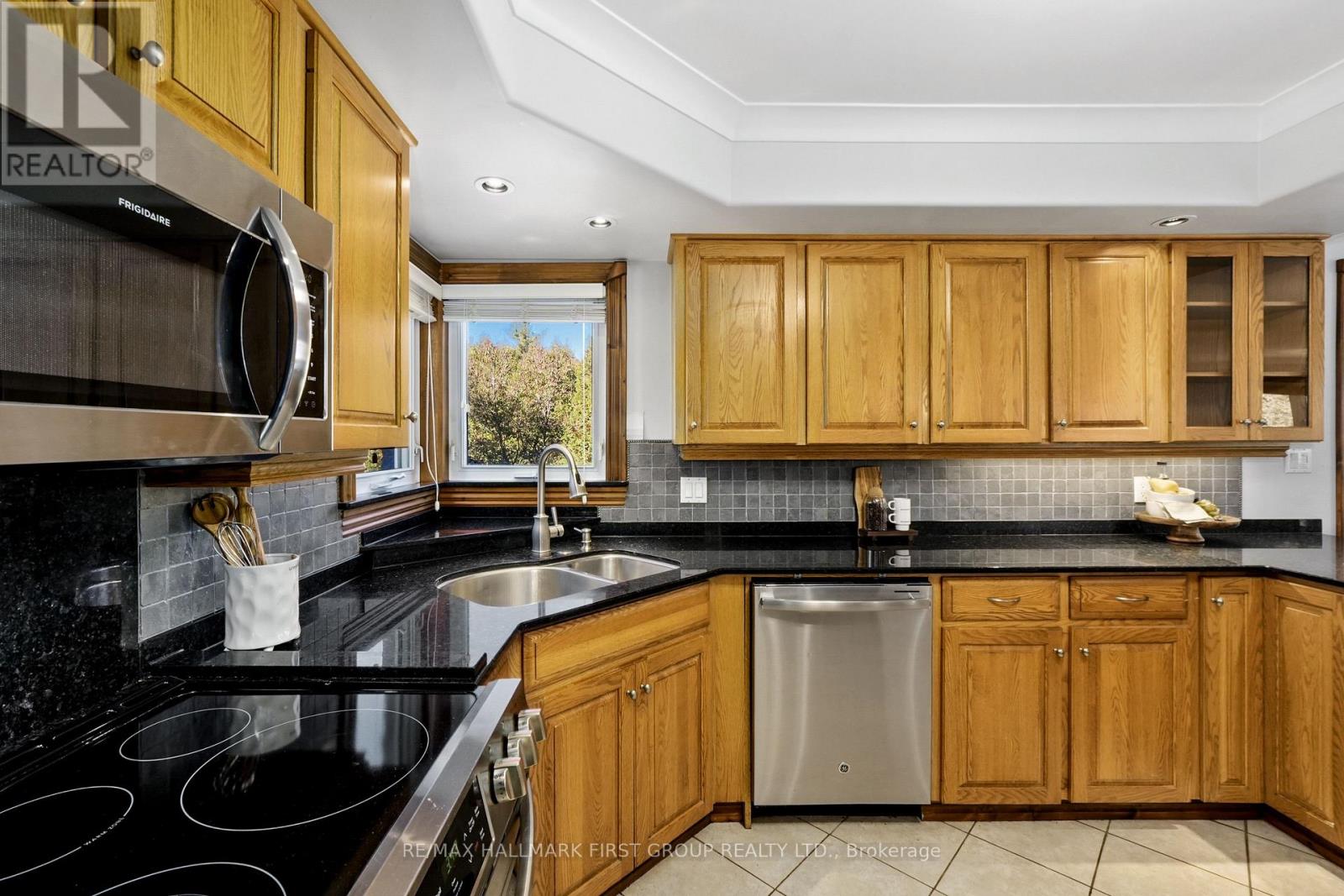 282 Lakeshore Road, Alnwick/haldimand, Ontario  K9A 4J8 - Photo 16 - X12468428