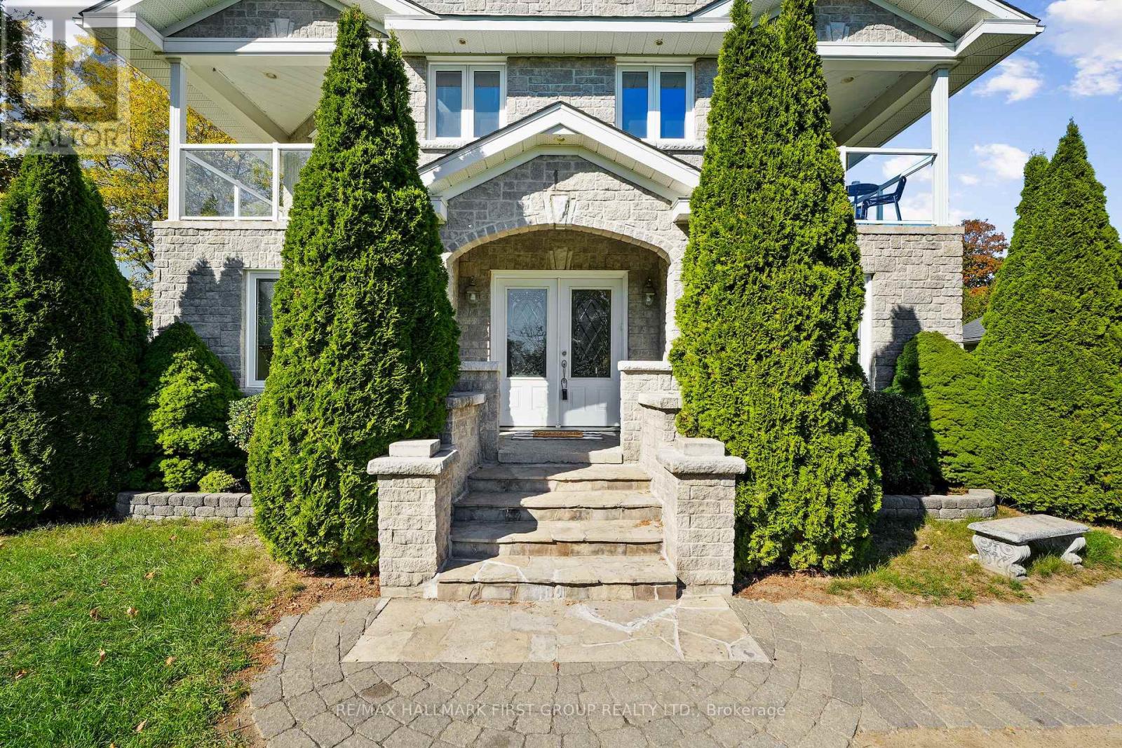 282 Lakeshore Road, Alnwick/haldimand, Ontario  K9A 4J8 - Photo 3 - X12468428