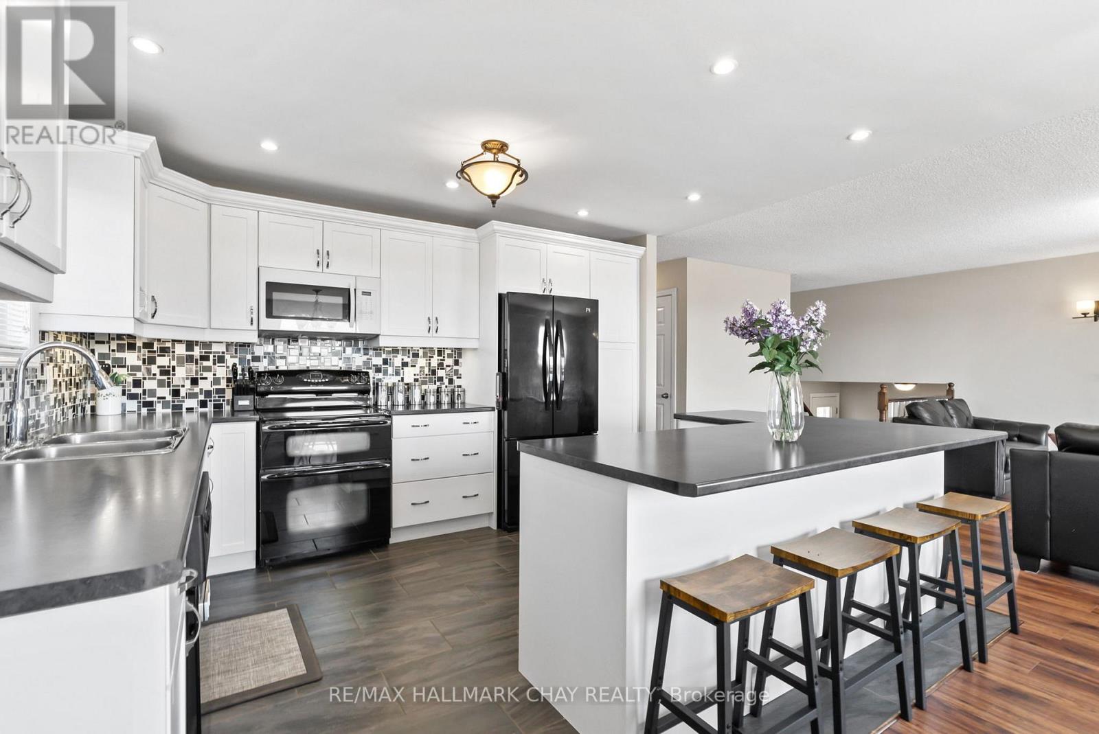 1620 County 21 Road, Cavan Monaghan, Ontario  L0A 1G0 - Photo 10 - X12468444