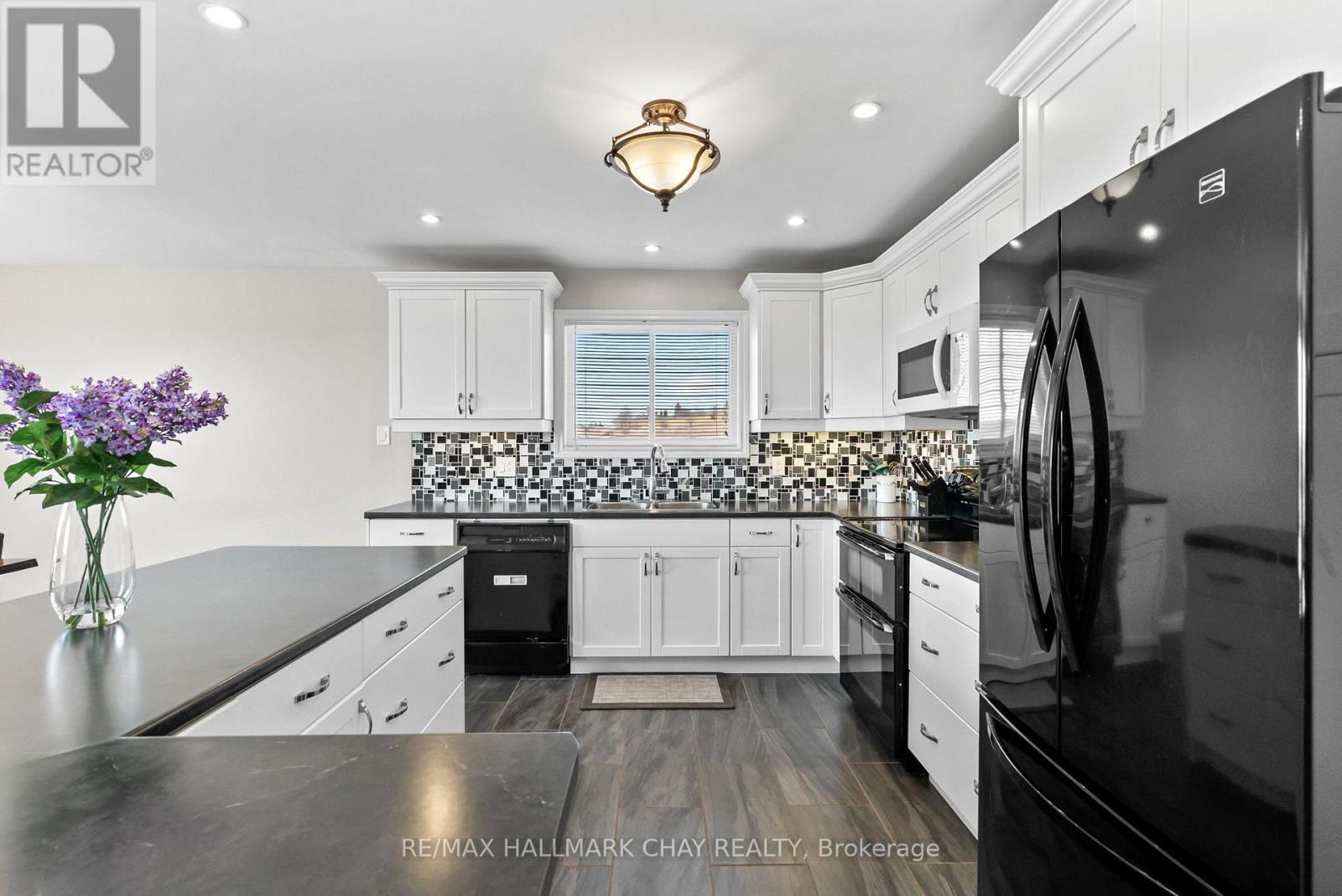 1620 County 21 Road, Cavan Monaghan, Ontario  L0A 1G0 - Photo 12 - X12468444