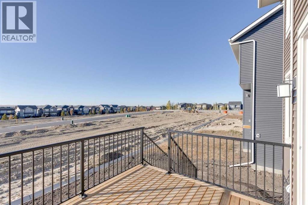 739 Langley Terrace Se, Airdrie, Alberta  T4A 3R1 - Photo 4 - A2254686