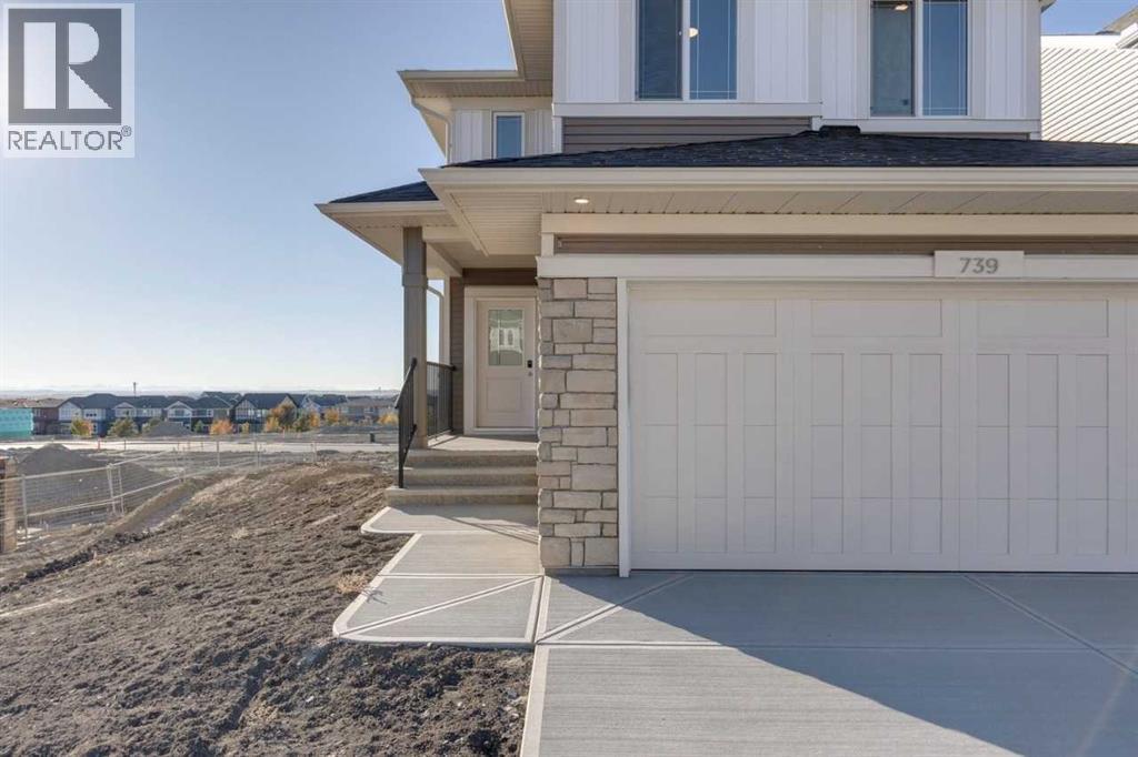 739 Langley Terrace Se, Airdrie, Alberta  T4A 3R1 - Photo 3 - A2254686